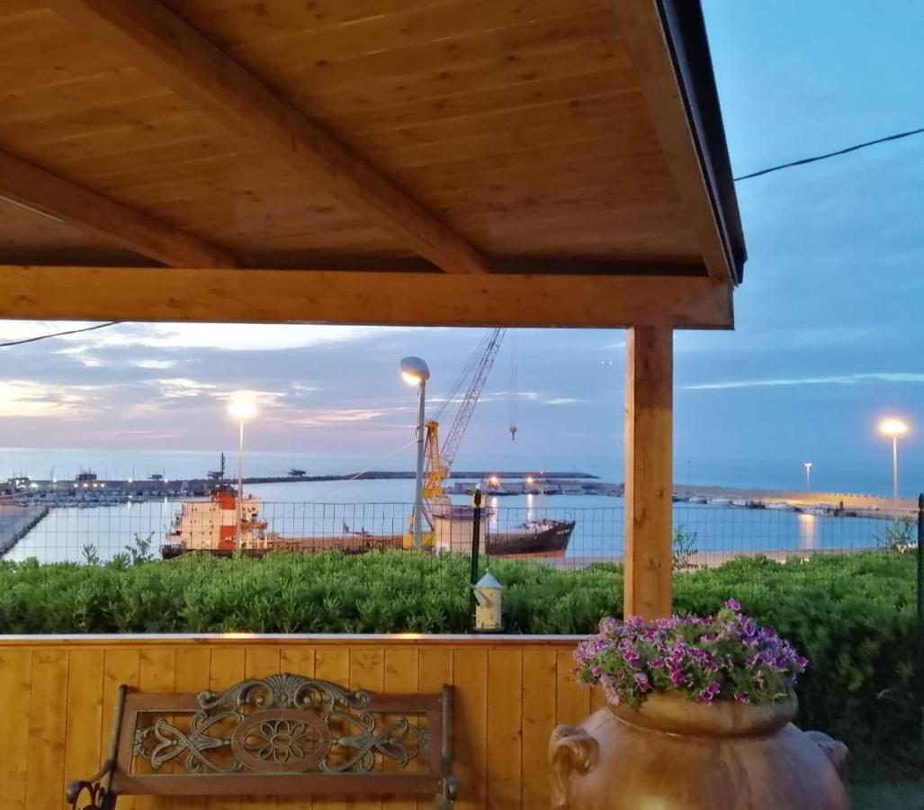 L'Angolo Di Nina Vasto Dış mekan fotoğraf
